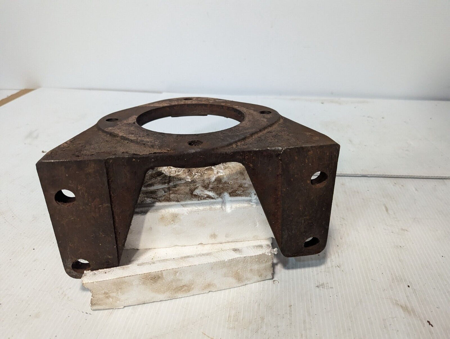 Vickers 205077 Foot Bracket Mount PAIR for Hydraulic Vane Pump - Free Shipping