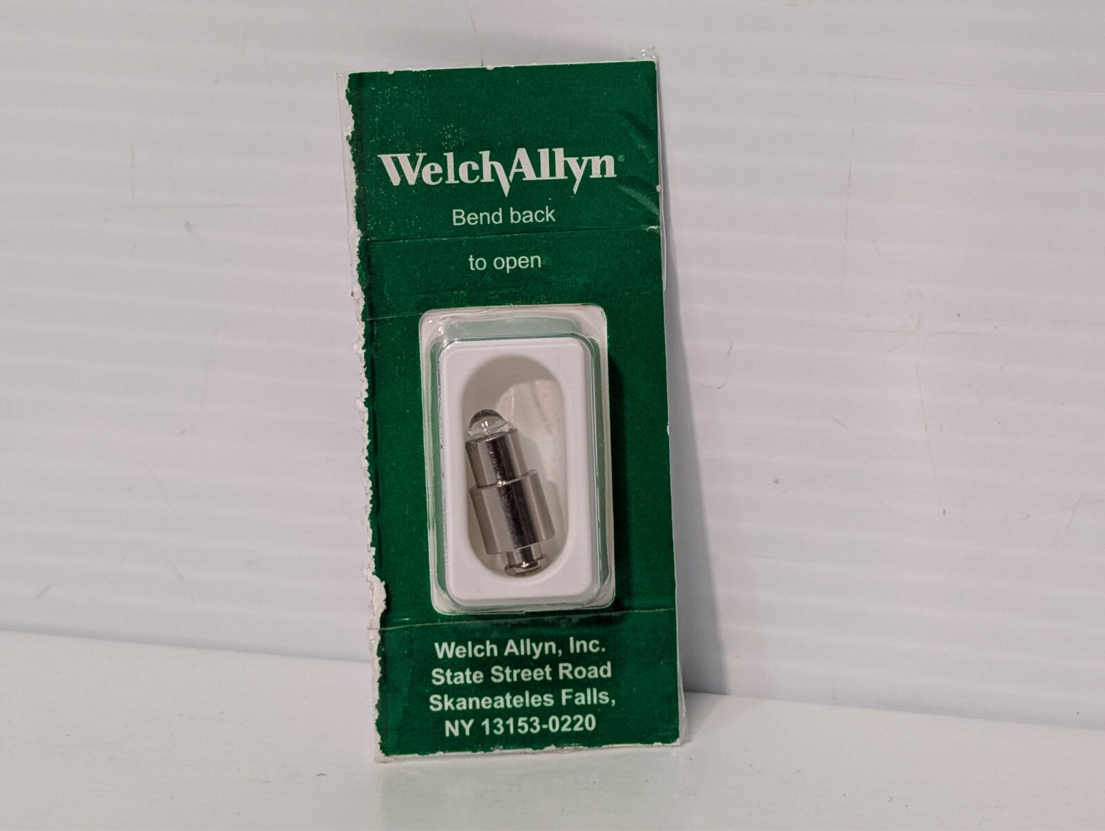 8 pcs Welch Allyn 06500-U6 Genuine OEM Replacement 3.5v Halogen Lamp