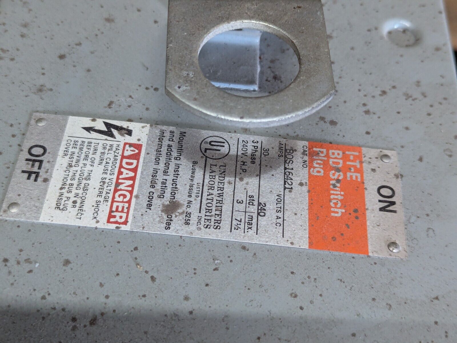 I-T-E BOS-16421 BD Switch Plug, 30A, 240V, 3 phase, 3 HP std. - Free Shipping