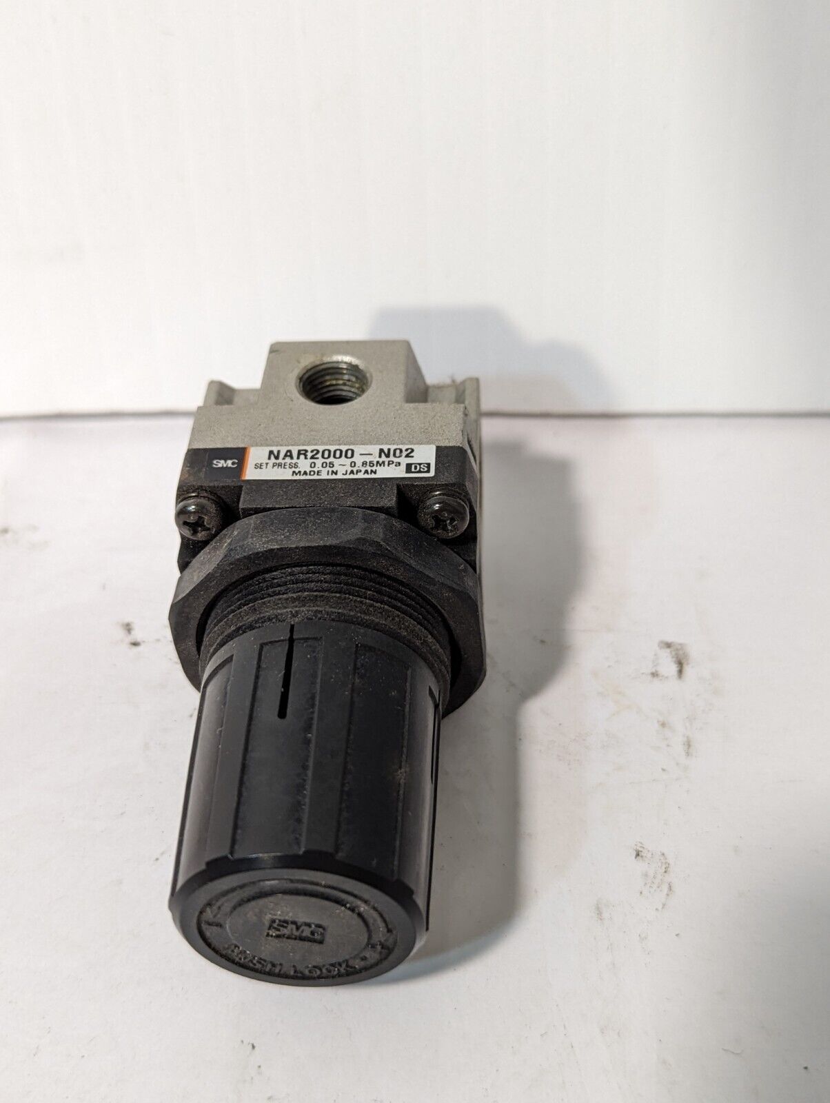 SMC NAR2000-NO2 Pressure Regulator, 0.05~0.85M Pa - Free Shipping