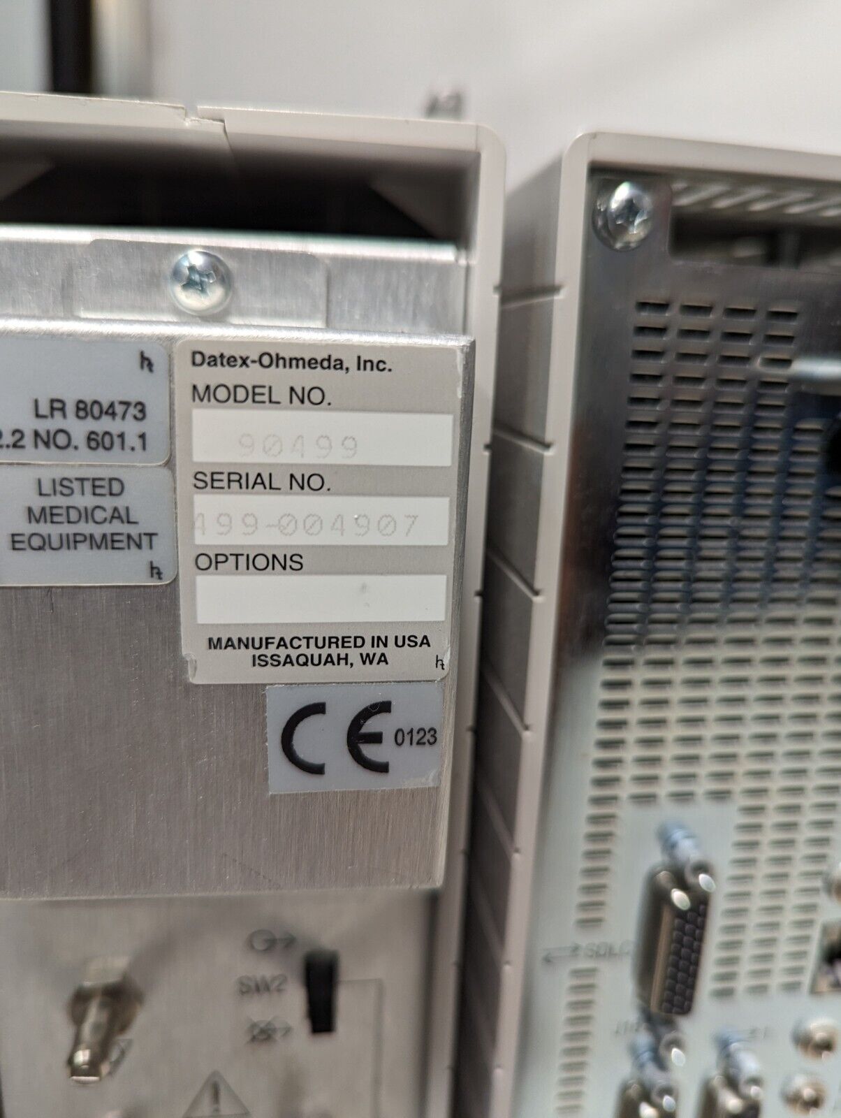 Spacelabs Medical Datex-Ohmeda 90387 with 90499 module rack for patient monitors