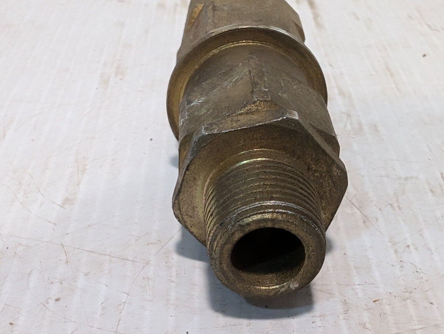 Snap-Tite VEC-8 Female Quick Coupler + VEN-8 Male Connector - Free Shipping