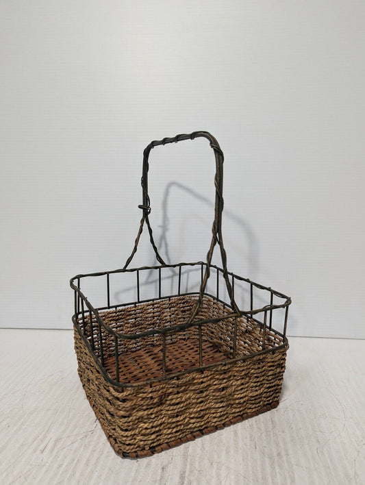 Vintage Wire and Wicker Storage \ Serving Basket, 14" x 10" x 10" -Free Shipping