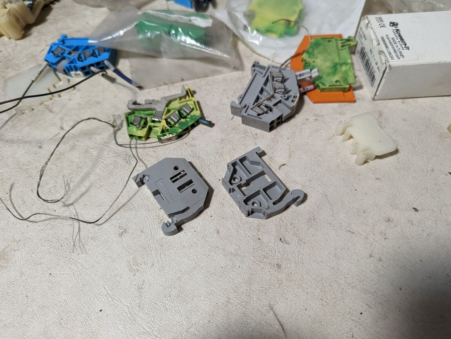 Lot of assorted terminal blocks, DIN support brackets