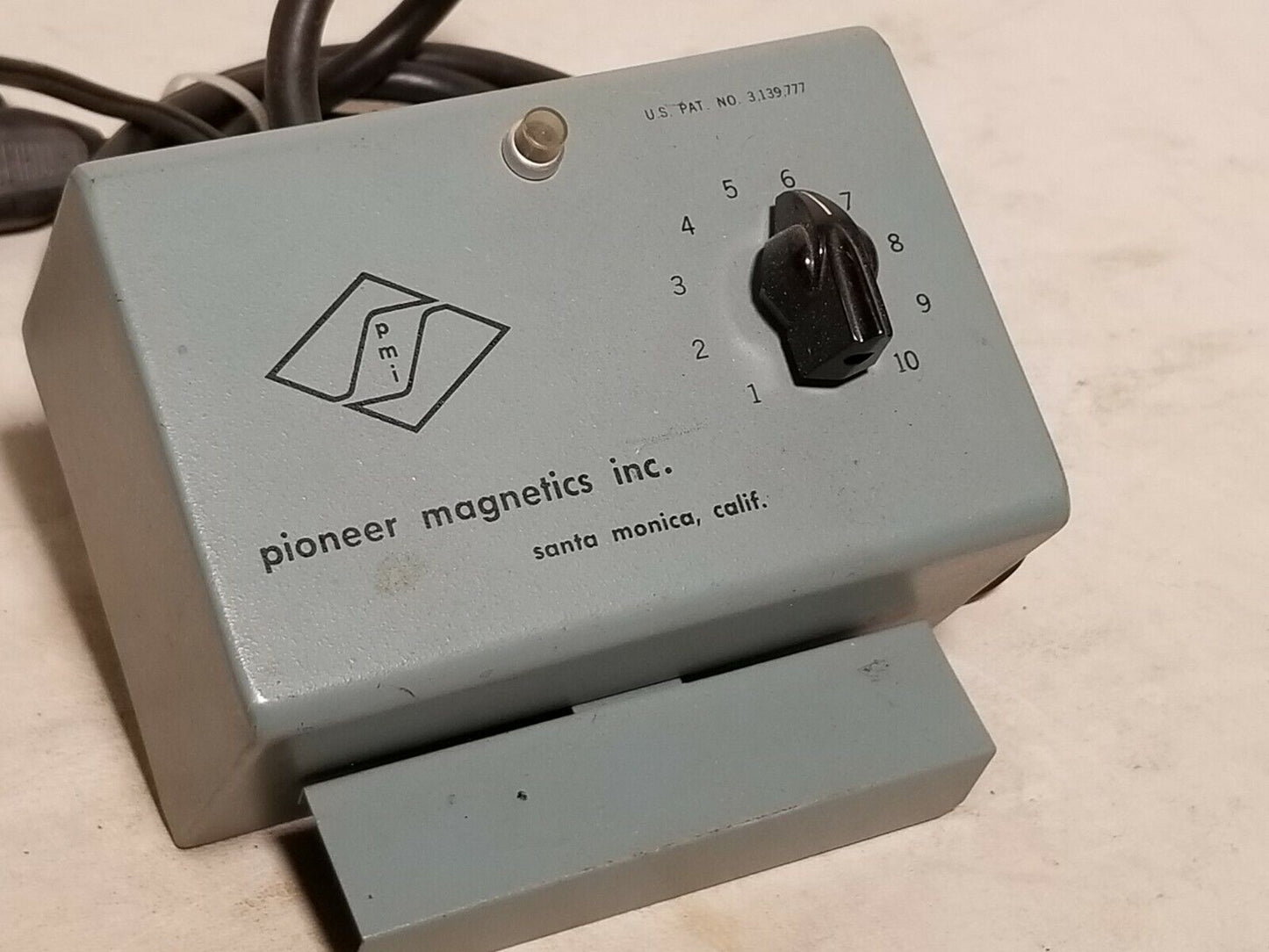 Pioneer Magnetics PM1056 PM 1056 thermal wire stripper with clamp, 110VAC, 10W