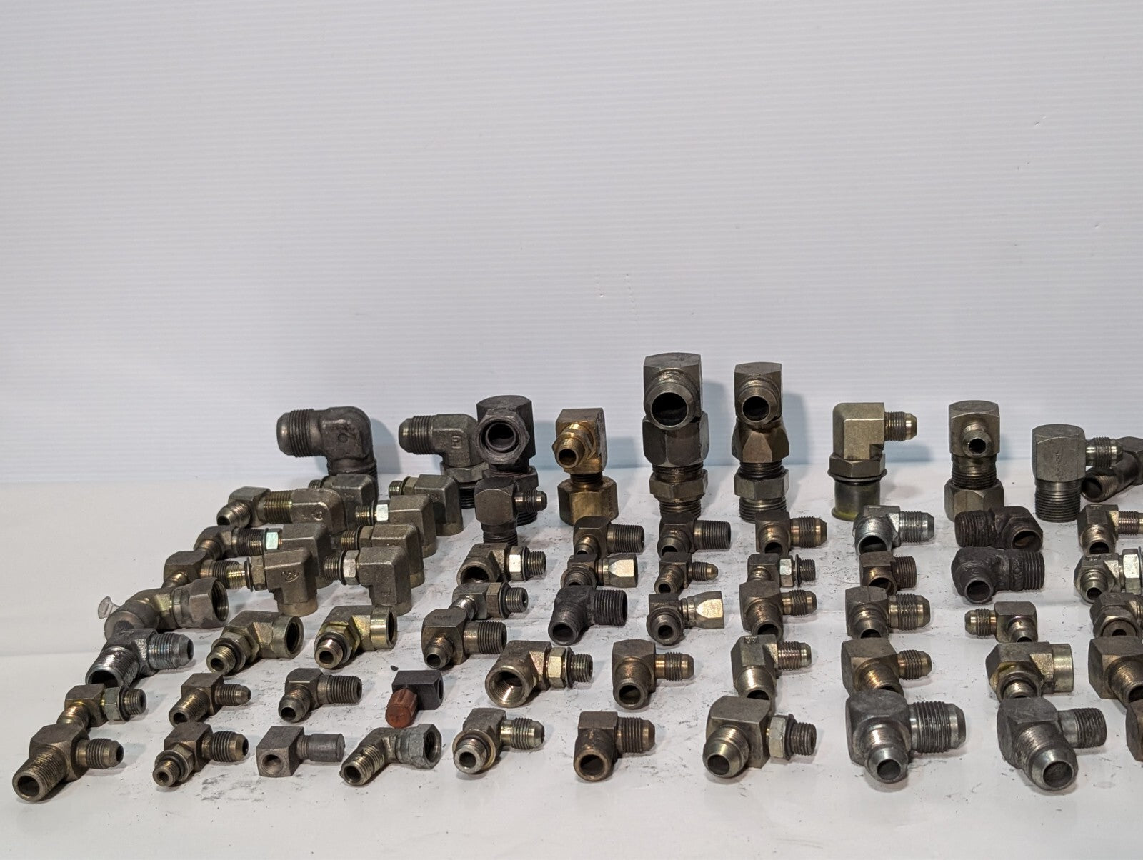 (225) Assorted 90 Degree Elbow Fitting and Adapters Male Female