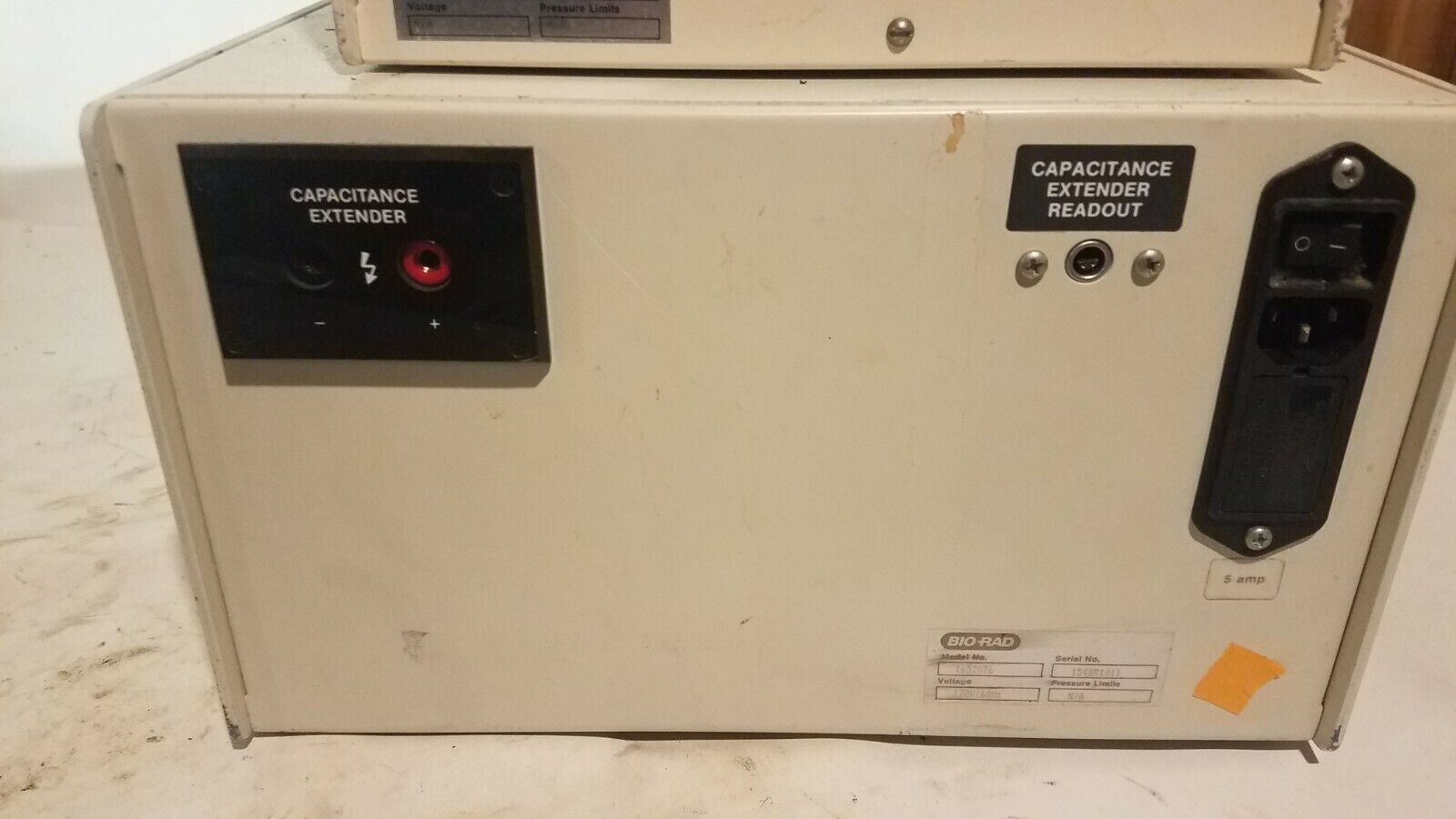 Bio-Rad Gene Pulser (Pulse Controller) and Capacitance Extender