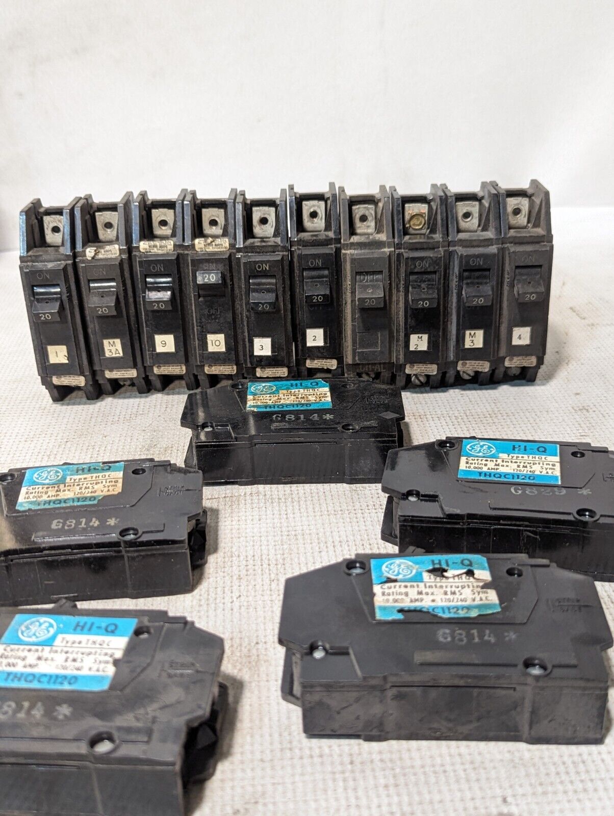 Lot of 5 GE THQC1120 Circuit Breaker, 20A, 120/240VAC, 1-Pole - Free Shipping