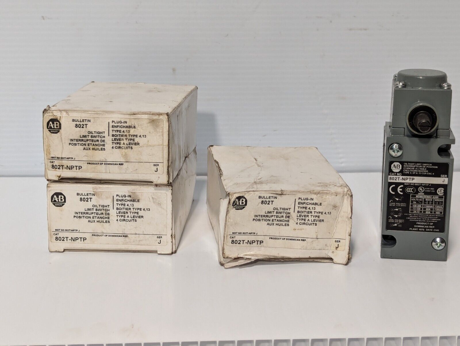 Allen Bradley 802T-NPTP Series J Oiltight Limit Switch