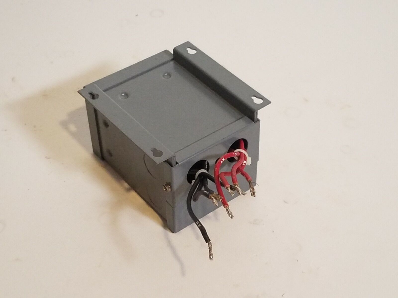 Square D 50SV1A Dry Type Transformer Single Phase, .050 KVA, 