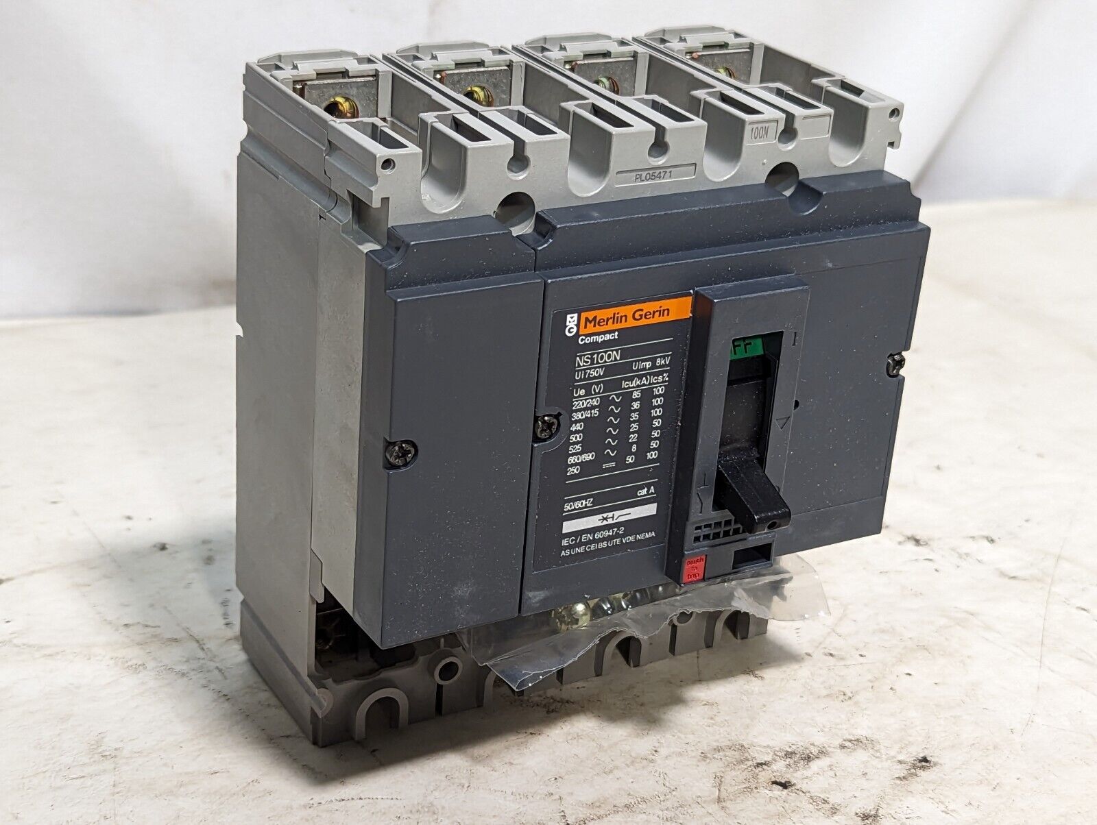 Merlin Gerin 29008 compact circuit breaker, NS100N, 100A, 4P