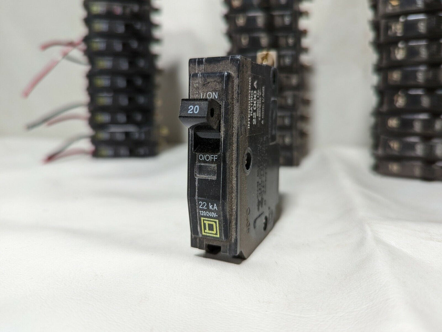 Lot of 5 Square D QOB120 Circuit Breakers, 20 Amp, 1 pole, 120/240VAC-Free Ship