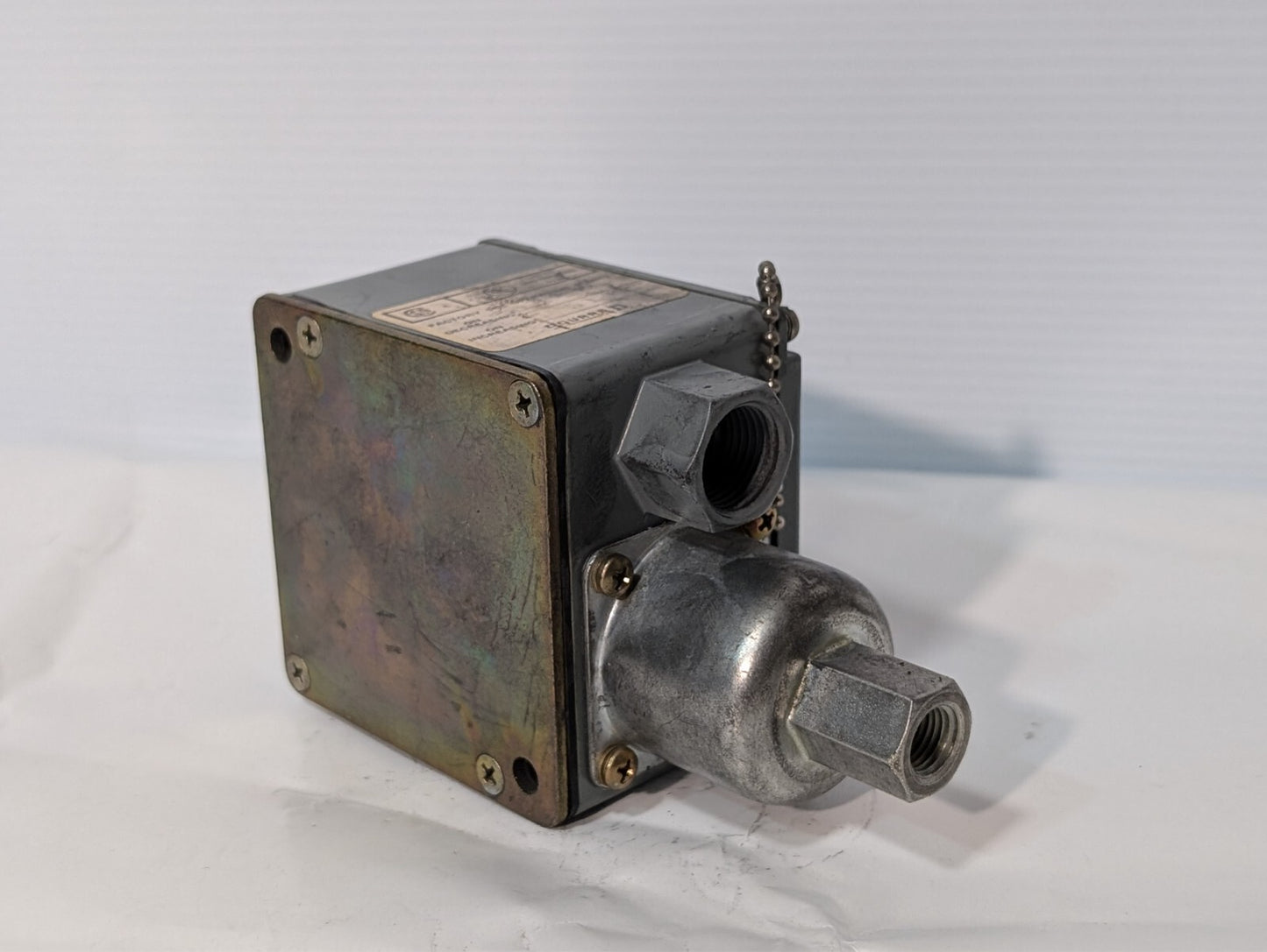 SQUARE D 9012-ACW1 PRESSURE SWTCH