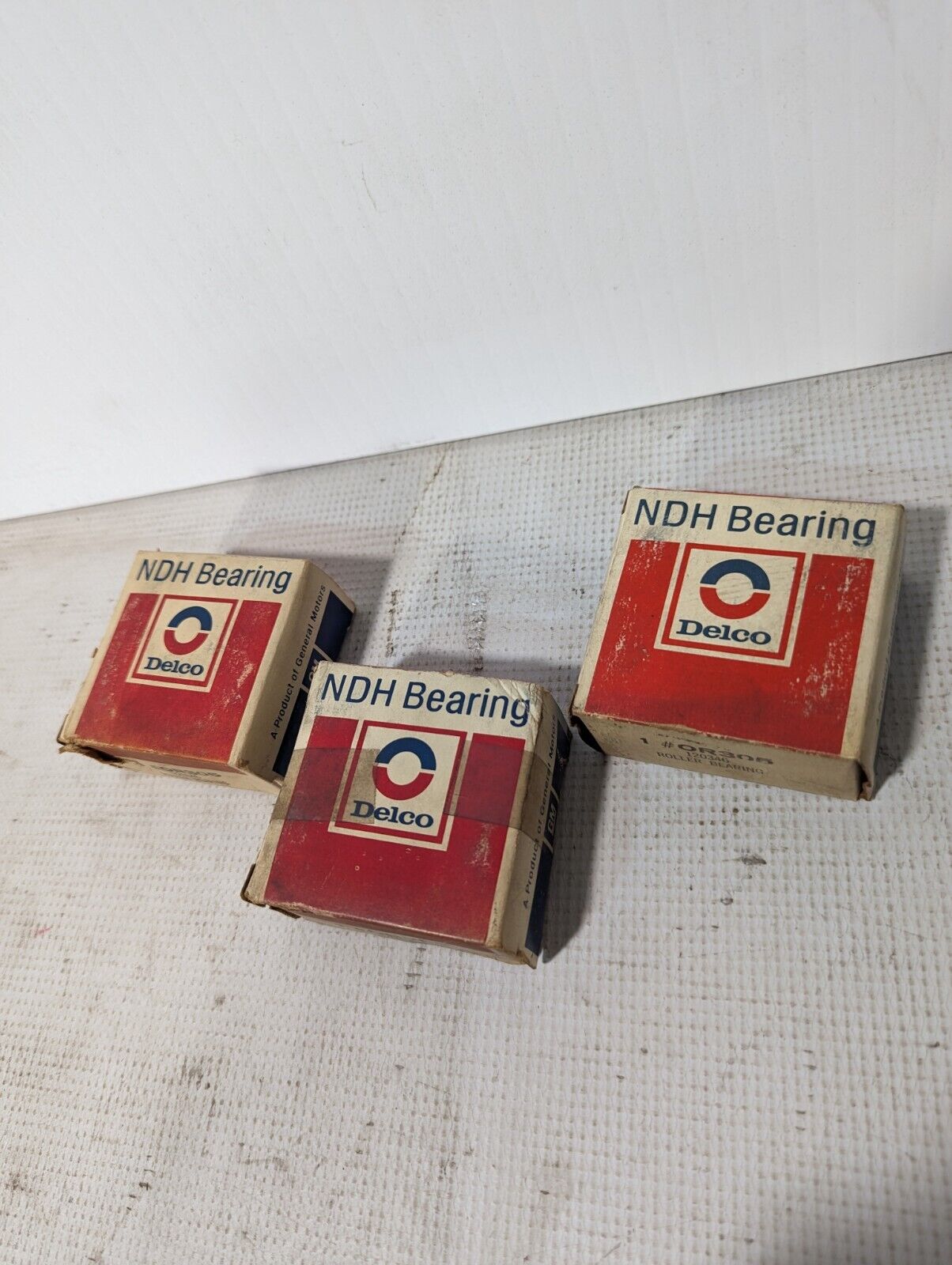 Lot of 3 Delco NDH OR305 roller bearings, 120346