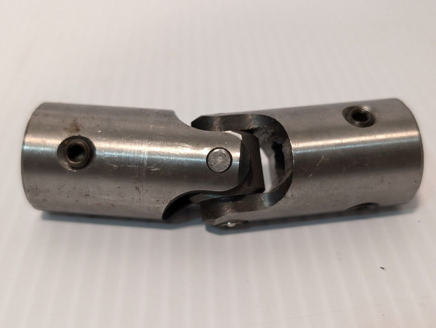 Lot of 4 Connecting Universal Joints, plus other item as pictured -Free Shipping