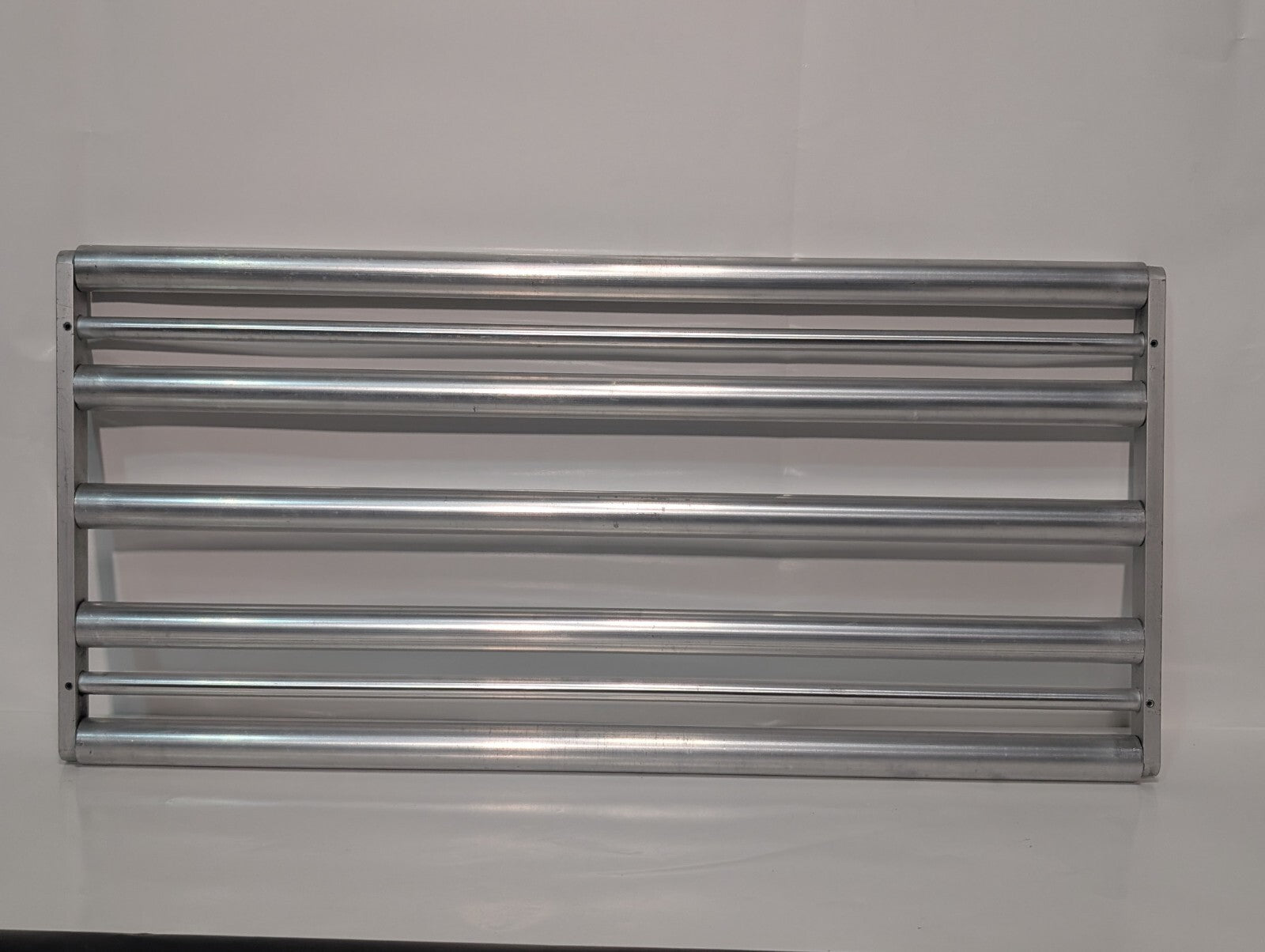 Unbranded Portable Roller Rack \ Conveyor w\ Carrying Case, 5 Rollers, 30" x 14"