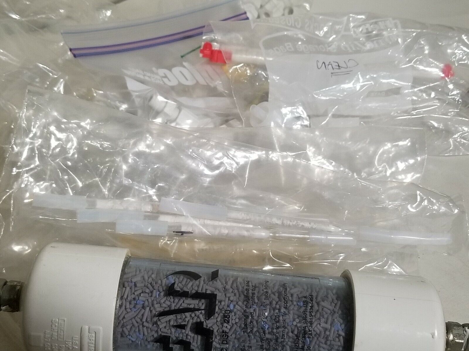 Lot of Oxiclear Disposable Gas Purifier Model DGP-250-R1 and assorted equipment
