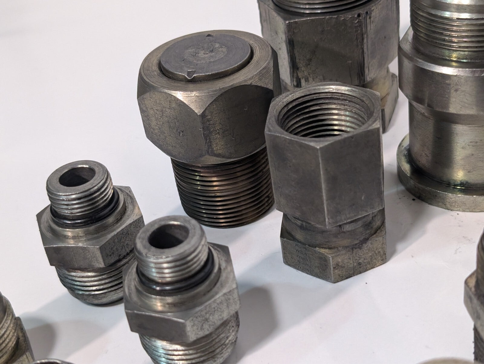 (23) High Pressure Adaptor Fittings Reducers Hex Heads for Hydraulic Press