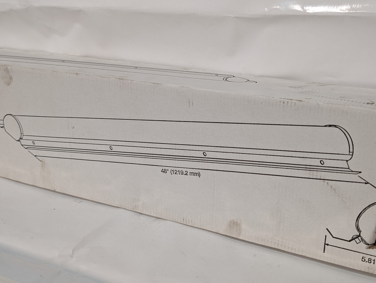 Sylvania 4' Retrofit Strip, 61476, 5000K Daylight, 0-10V Dimmable, 30W, 120-277V