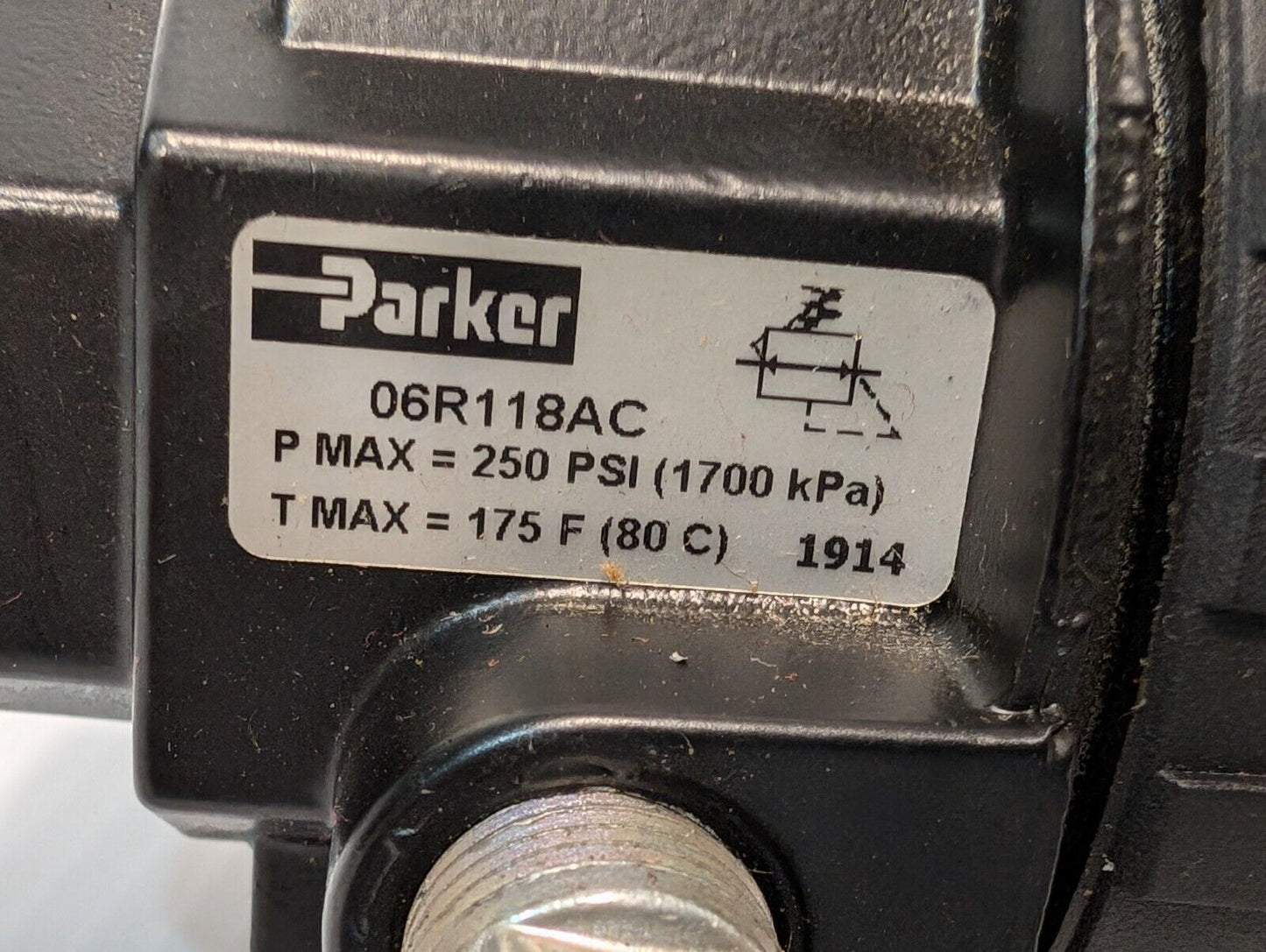 Parker 06R118AC Pneumatic Air Regular 250PSI, 1914 - Free Shipping