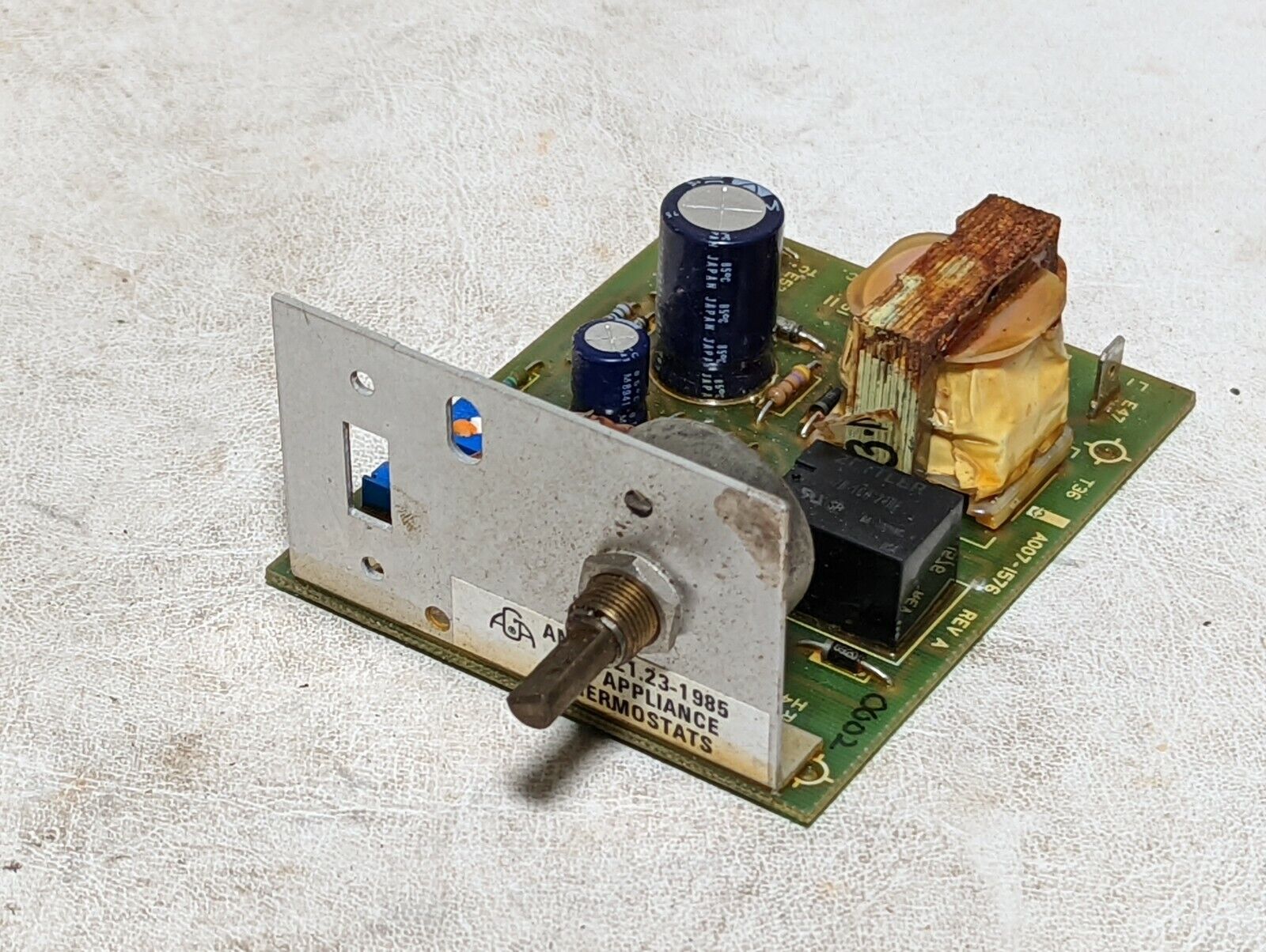 AGA 100A-1601-0200 circuit board, appliance thermostat, 0 to 500F, 115VAC/3A