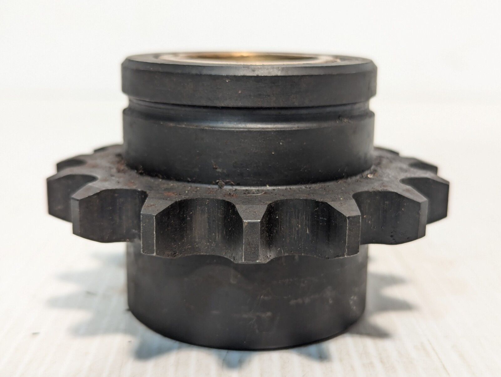 Unbranded Roller Chain Sprocket 15 Tooth 4" Diameter 1.25" Bore