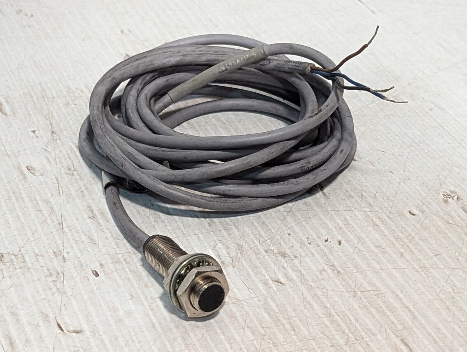 Balluff BES-516-329-E3-R-03 Proximity Sensor - Free Shipping