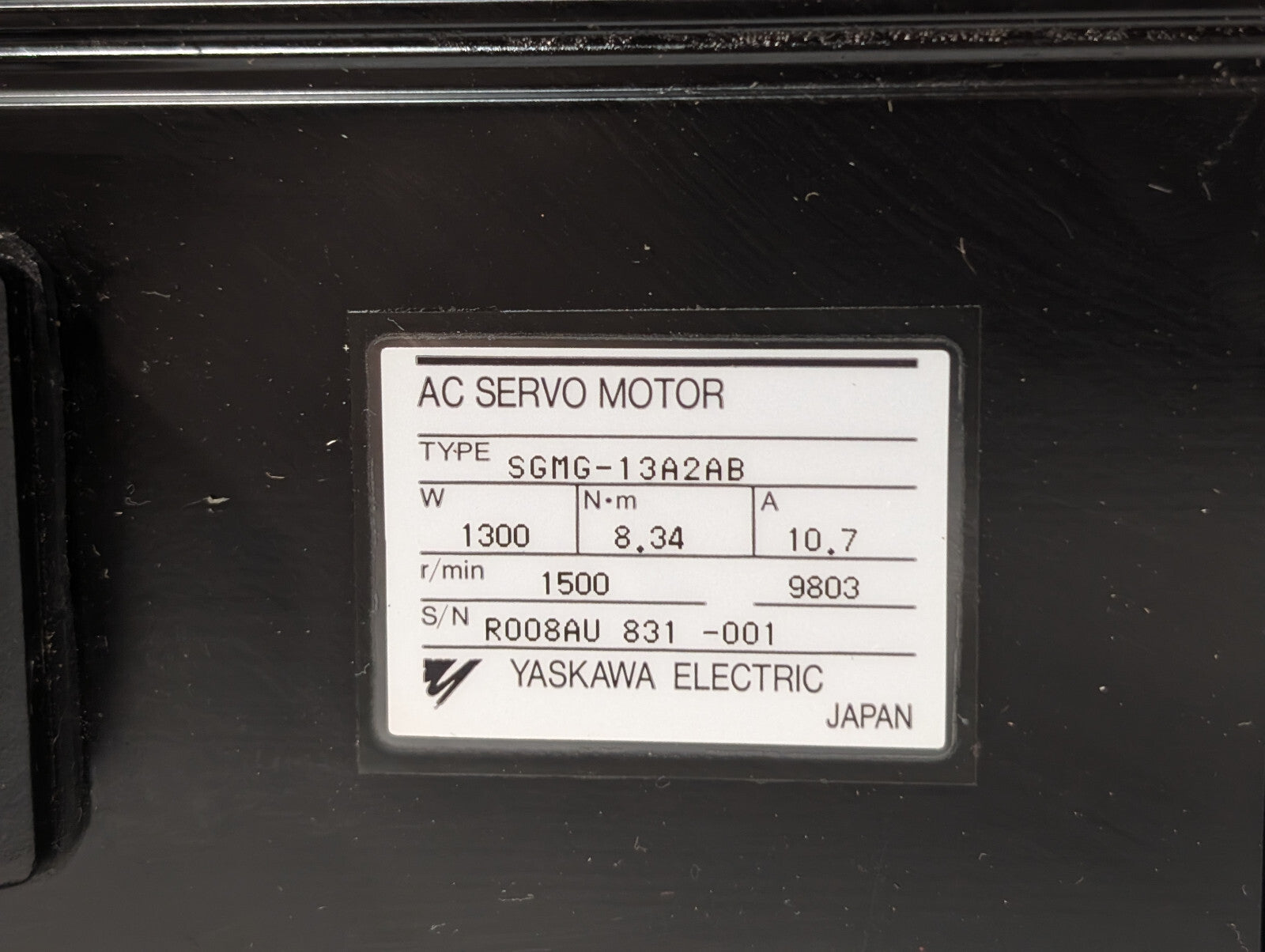Yaskawa Electric SGMG-13A2AB AC Servo Motor W1300 N.M 8.34, A10.7, 1500RPM, 9803