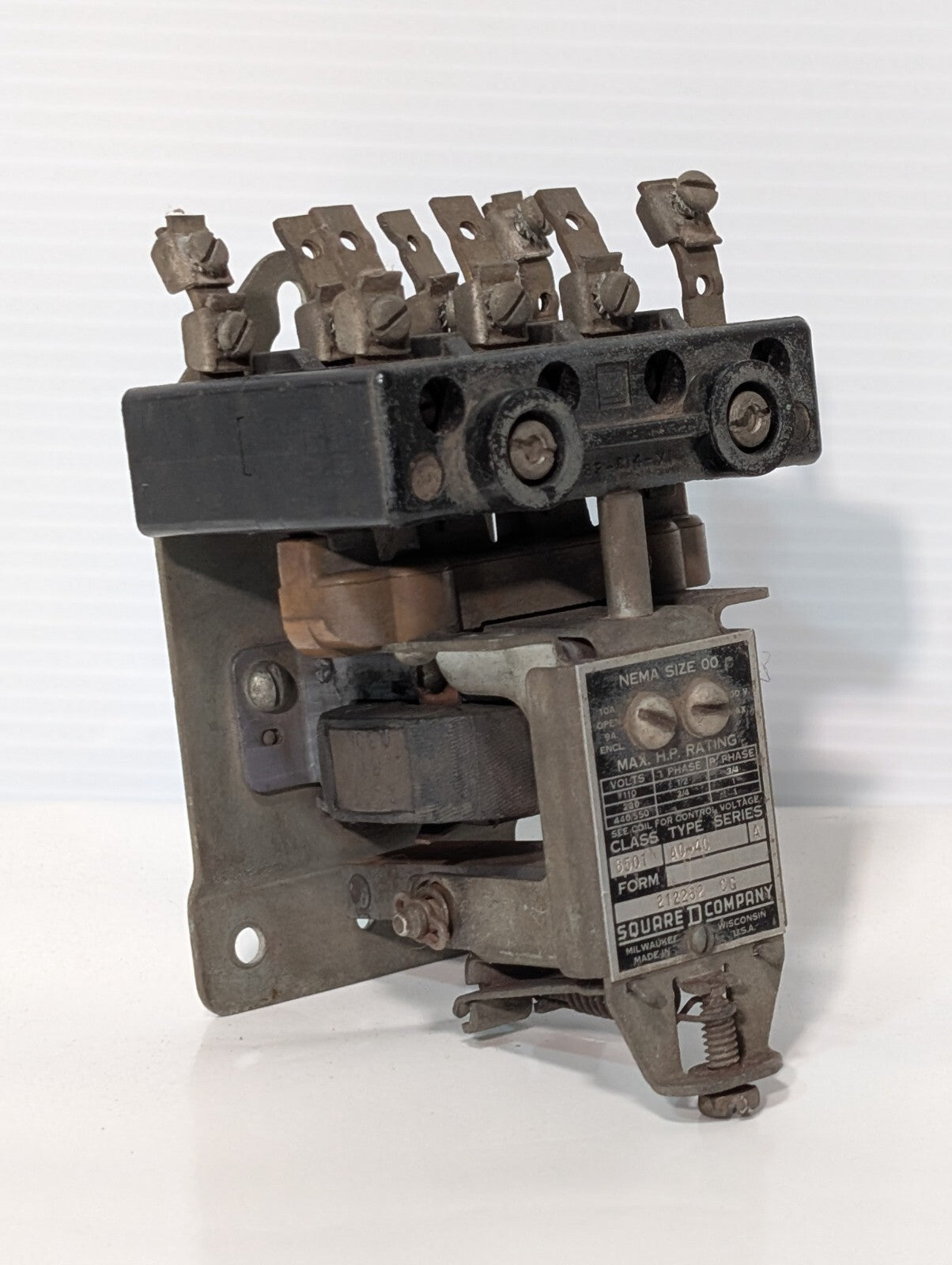 Square D 8501 A0-40 Machine Tool Relay, Series A, 110v Coil, NEMA 00