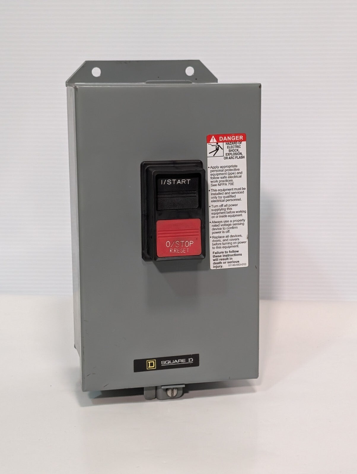 Square D 2510 MCA3 Manual Motor Starter in Enclosure, Non-Reversing, 27A, 3 Pole