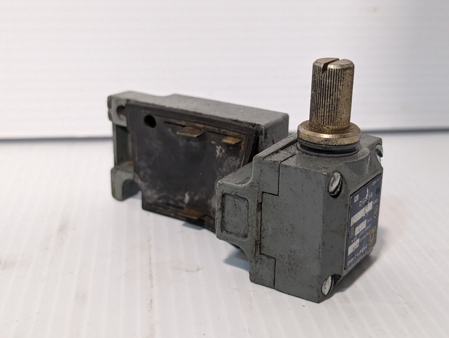 Square D, Class 9007, Ser A. Operating Head Limit Switch, 10 deg