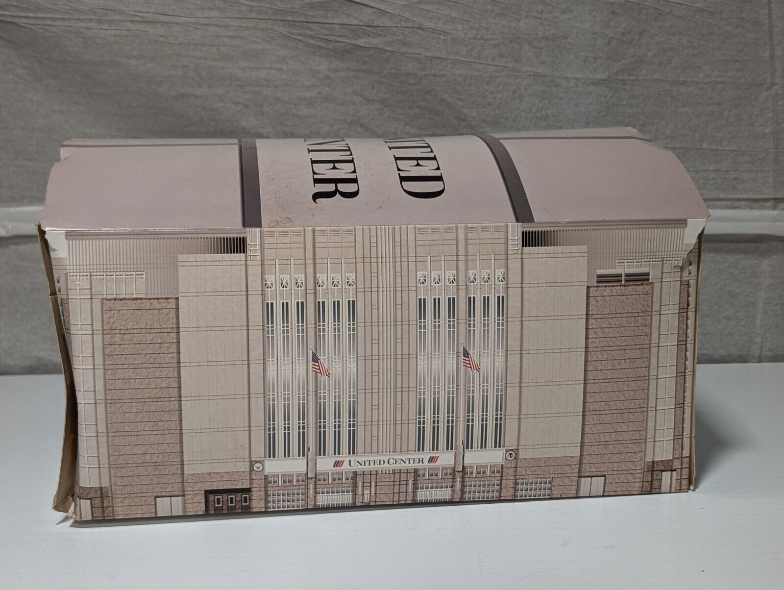 United Center Replica Stadium Chicago Bulls Blackhawks DNC Fold-Out