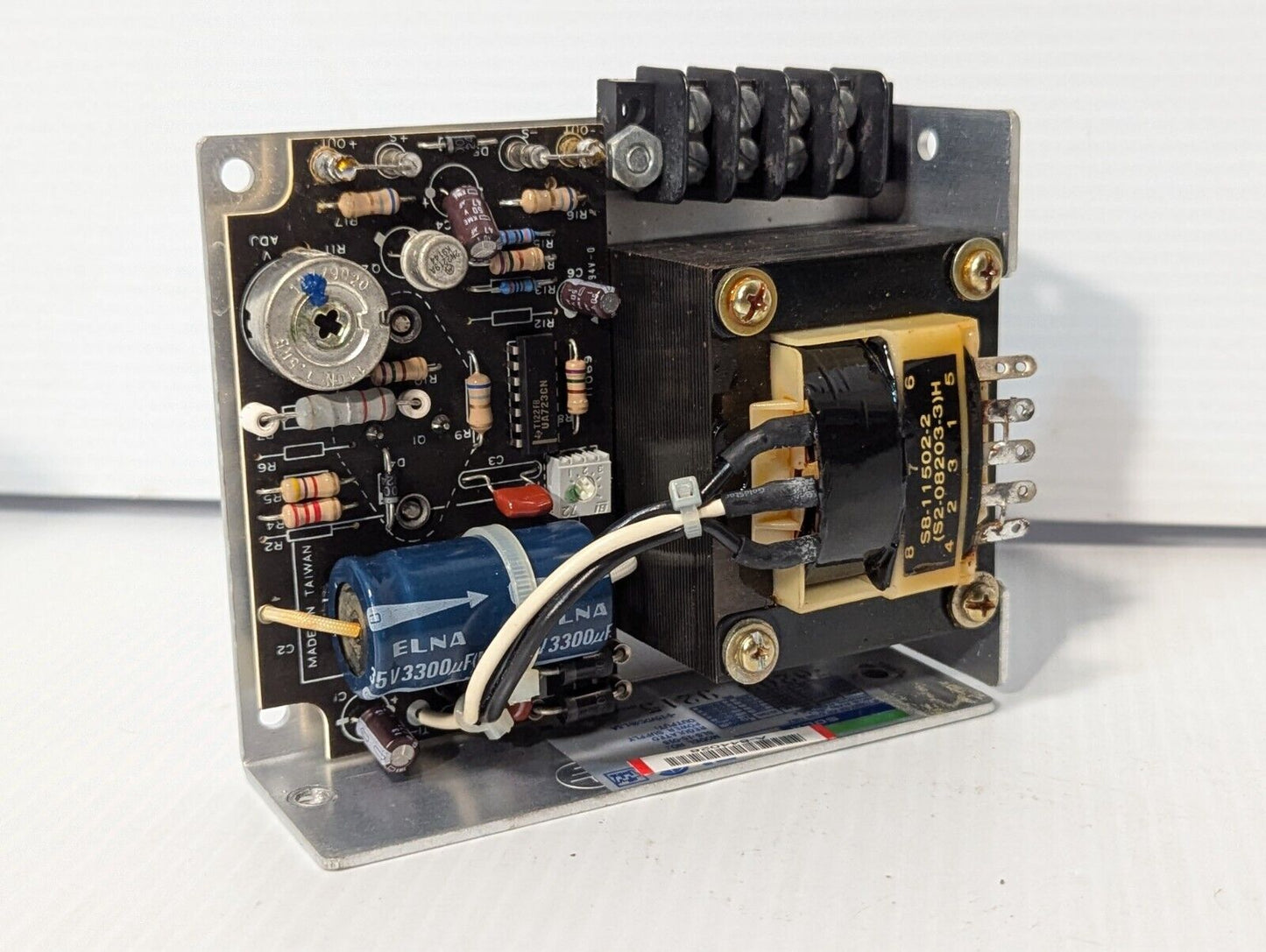 Sola SLS-15-015 Regulated Power Supply Outlet Surplus - Free Shipping+Return