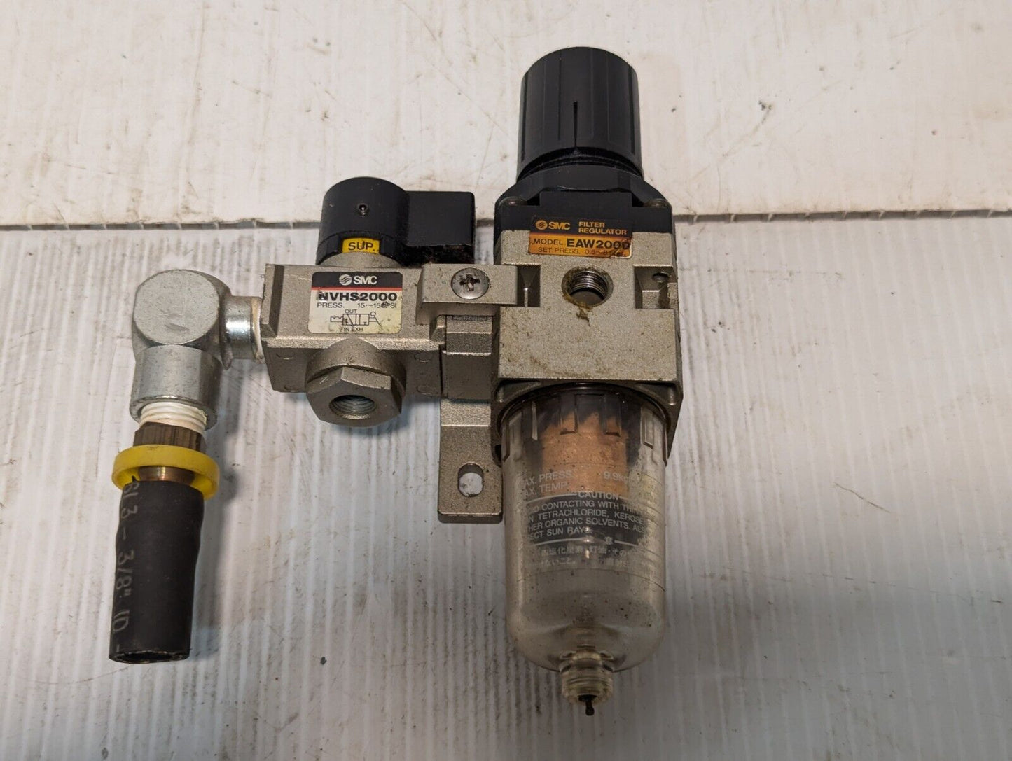 SMC Pneumatic Regulator Assembly w/ EAW2000 Regulator \ NVHS2000 Shutoff Valve