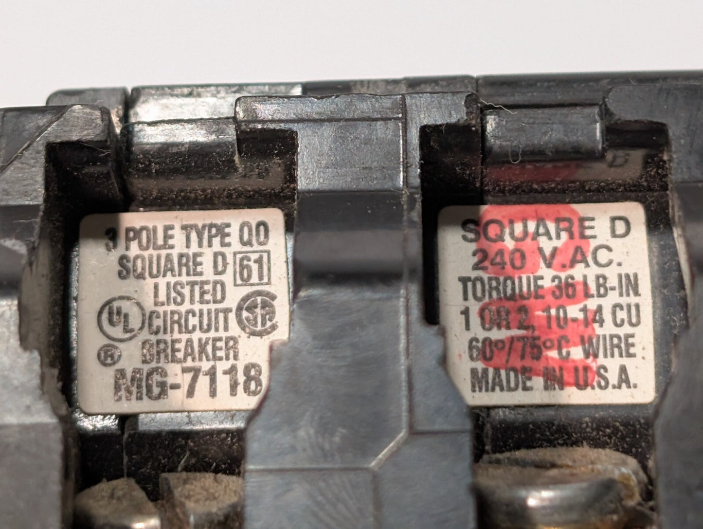 Square D QO315 Molded Case Circuit Breaker, 15A, 240V, 3-Pole, 3-Phase, Plug-In