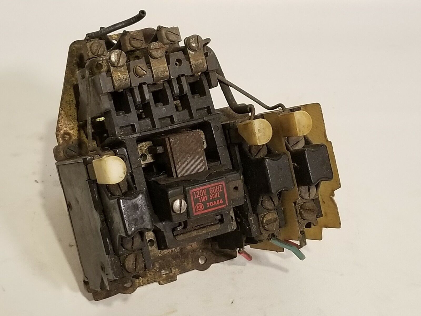 Allen Bradley 709-AOD103 K Motor Starter with Coil 70A86 110/120V