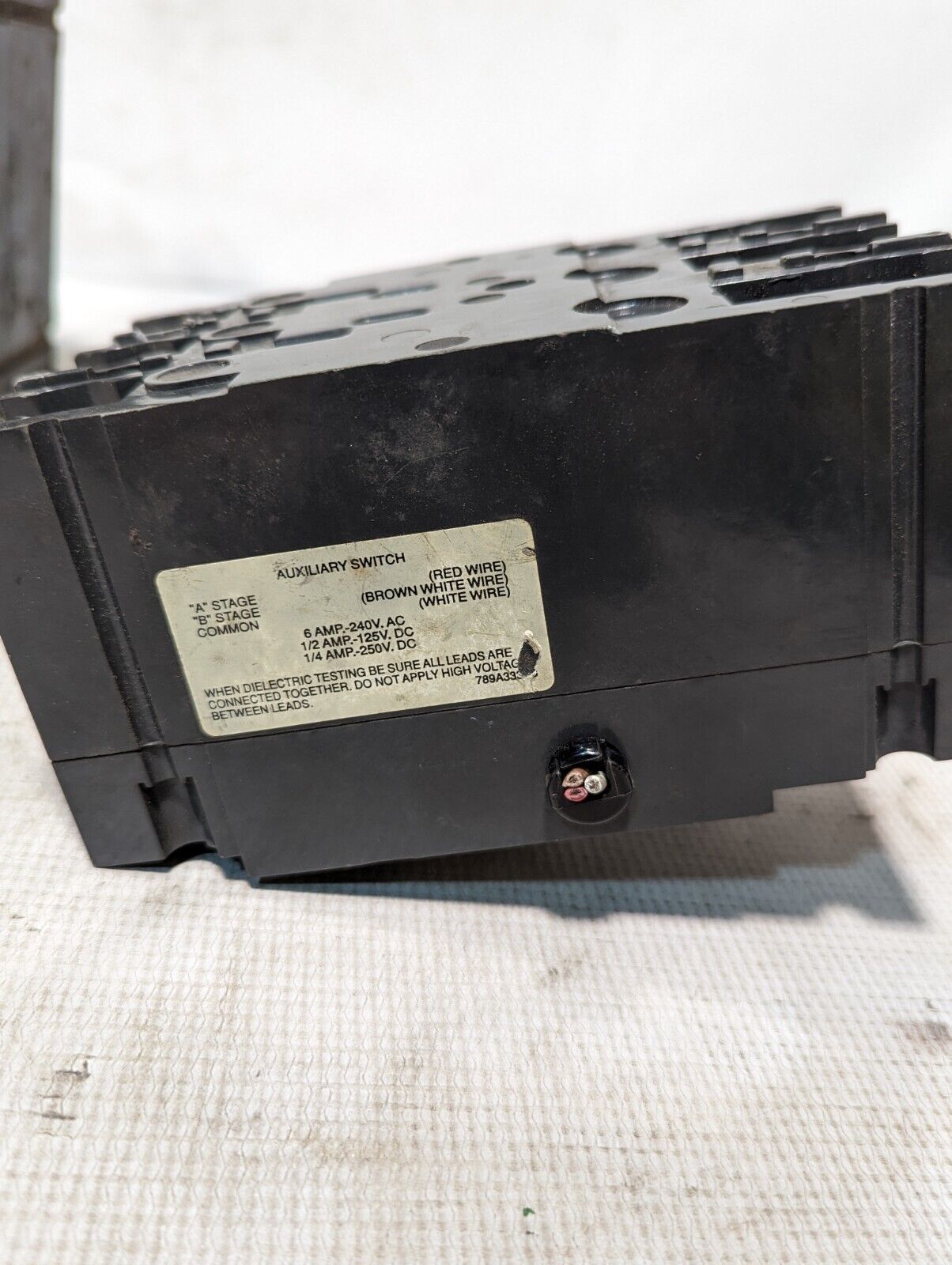 Fuji Electric BU3EHC-020L industrial circuit breaker, 20A, 600VAC/250VDC, 3 pole