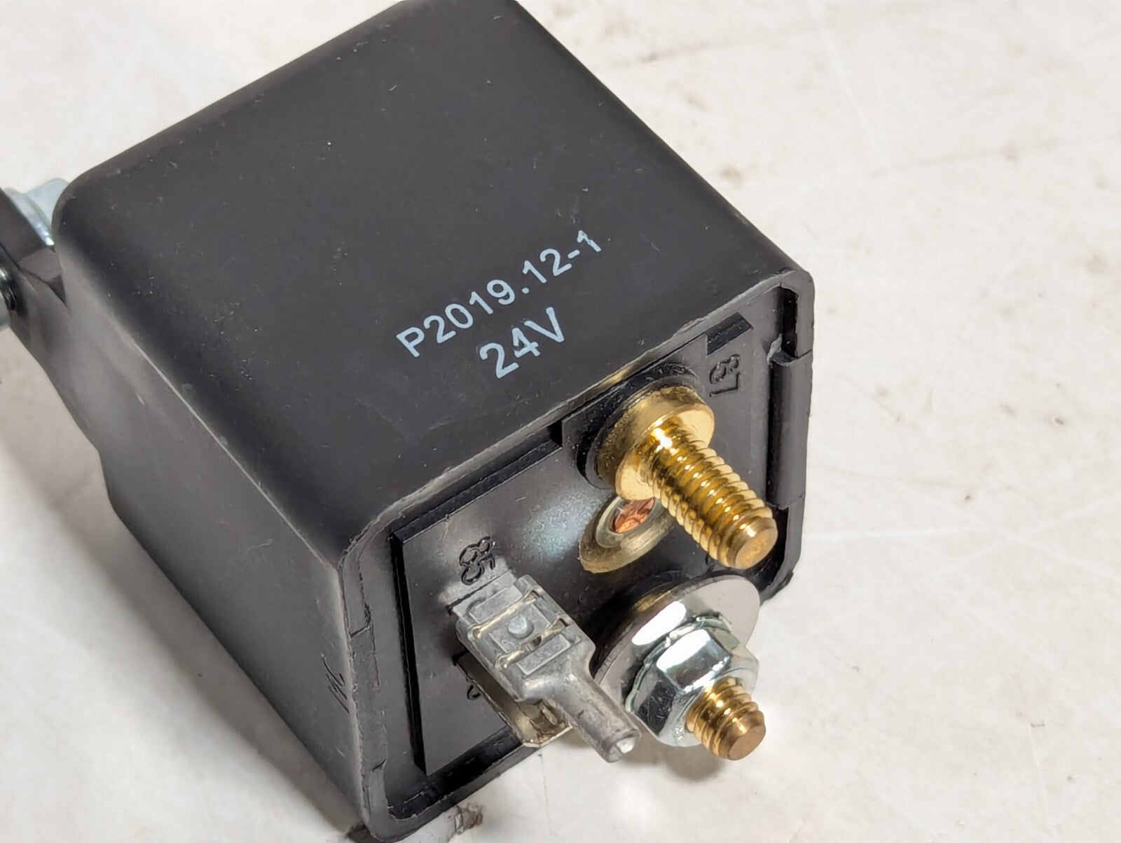 1 Pcs NEW Menbers 059035 00 Relay, Non-Latching 24VDC 100A IP67 Stud