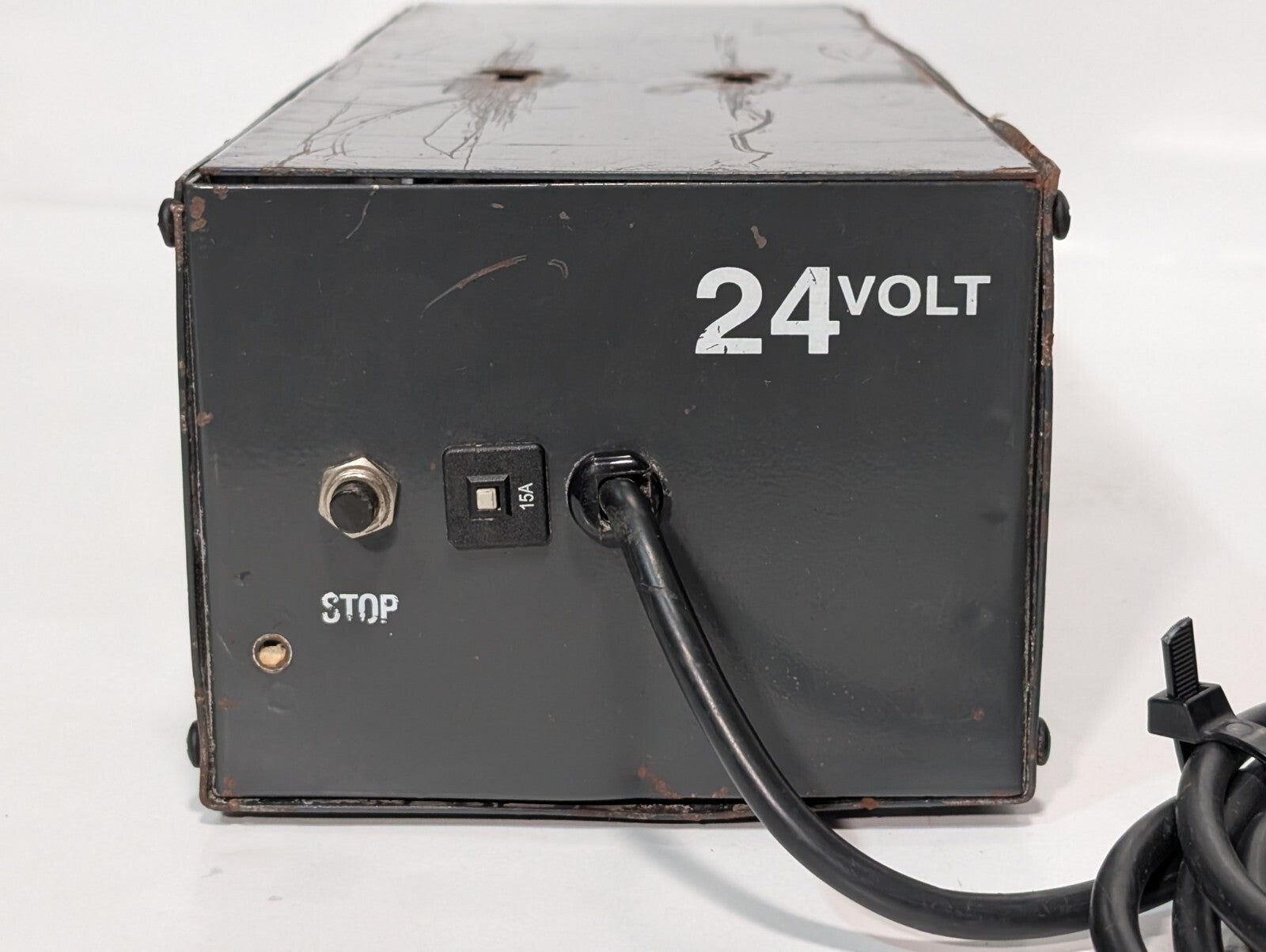 [1] Raymond SVR24251205/6 24 Volt GNB Pallet Pro Battery Charger