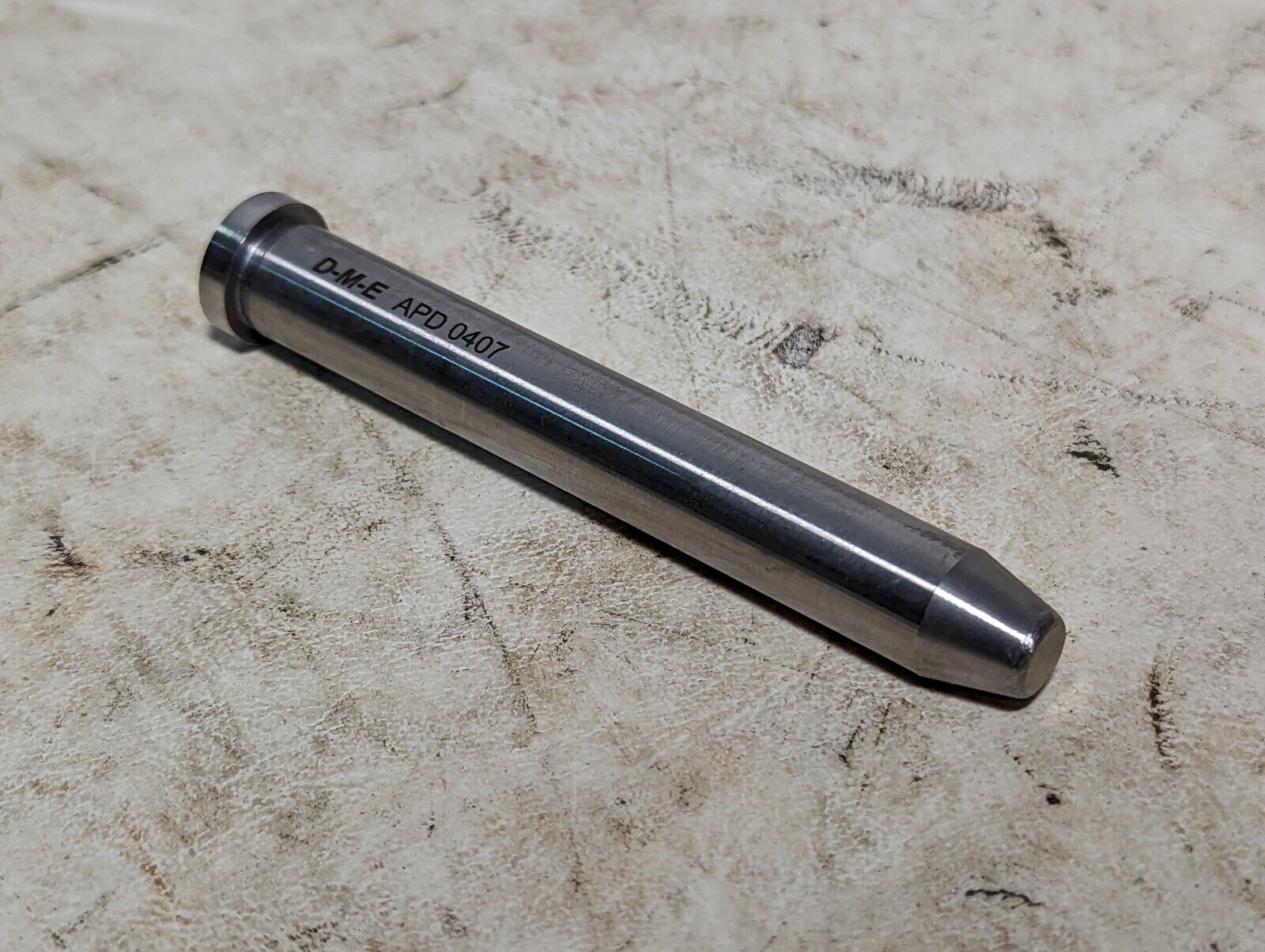 Lot of 7 DME APD0407 angle pins, 1/2" x 7", H13