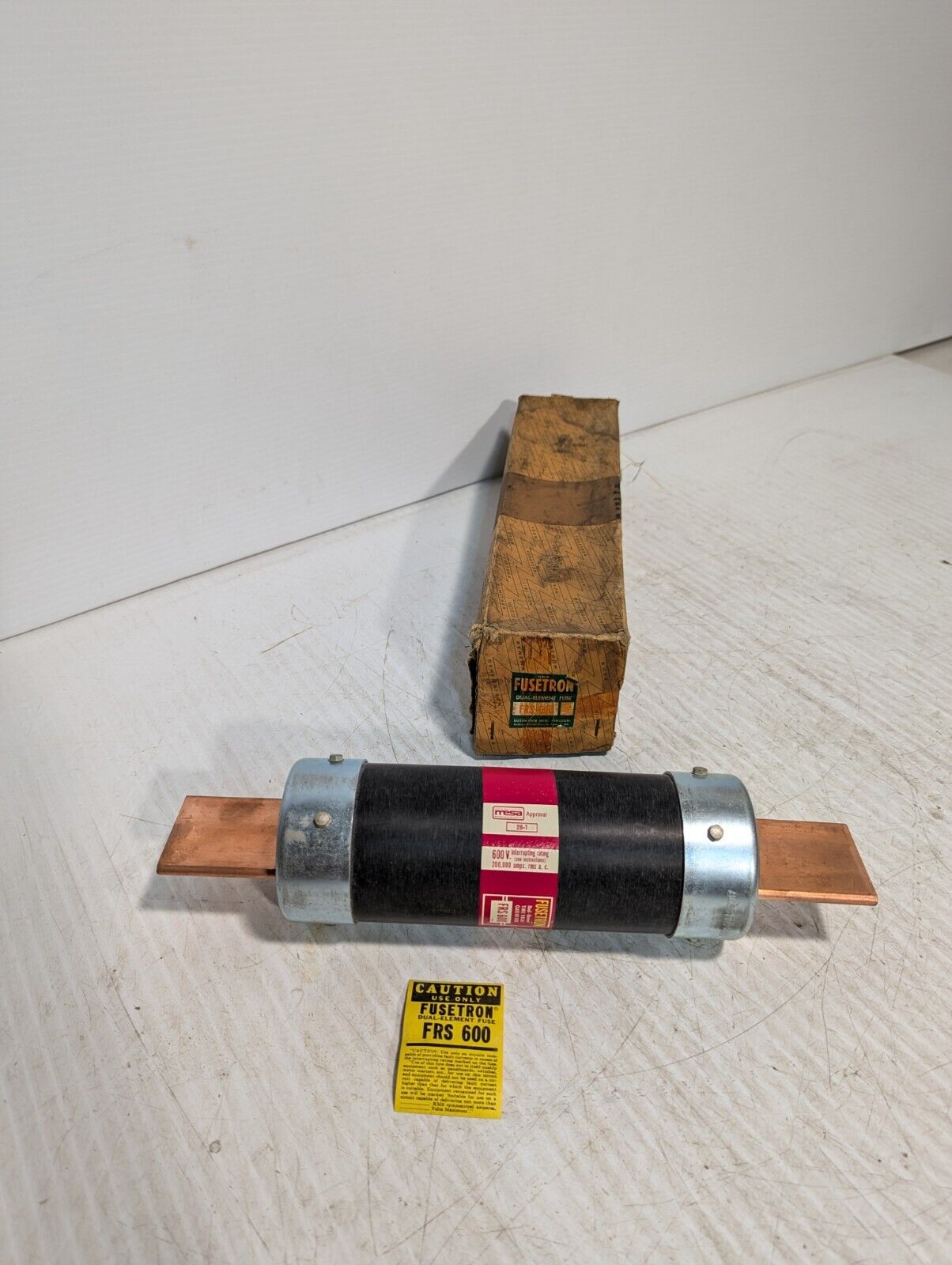Bussmann Fusetron FRS-600 600A Dual Element Time Delay Fuse K5 - Free Shipping