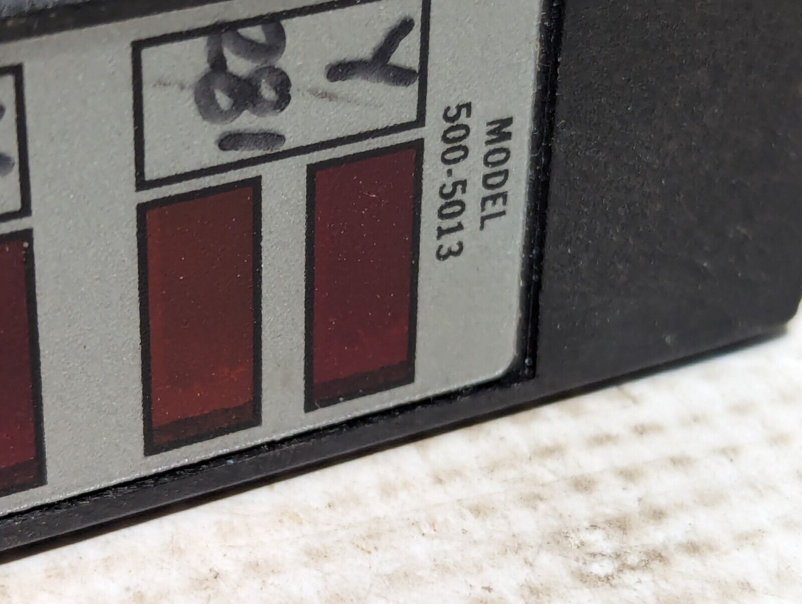 Texas Instruments model 500-5013 Output Module, 24/48 VDC