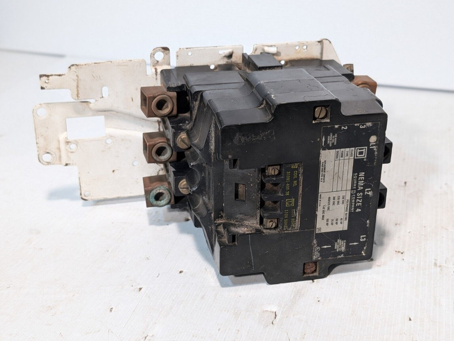 Square D 8536-SFO-1 C5S motor starter, ser A, NEMA sz 4, 120VAC coil as pictured