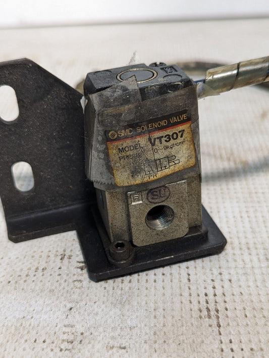 SMC Solenoid Valve VT307 - Free Shipping