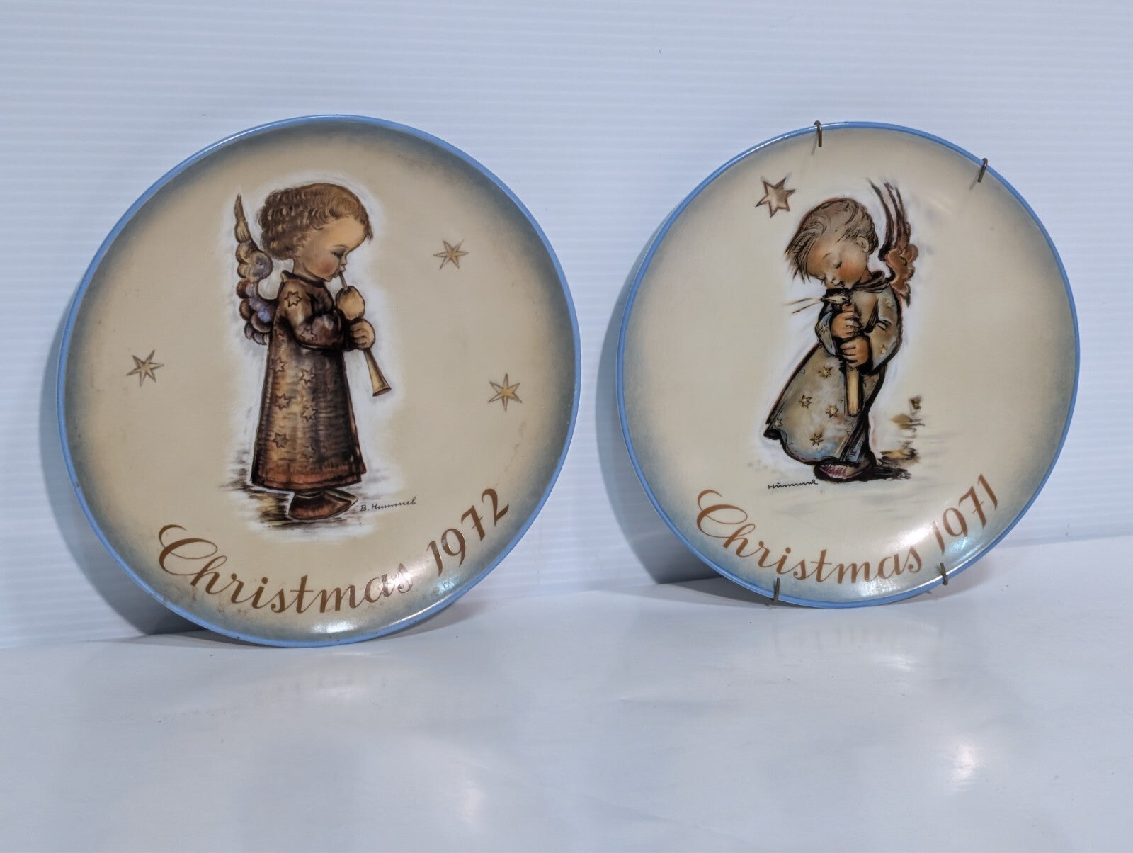 (2) Bertha Hummel Christmas Plate 1971 1972 Heavenly Angel Children