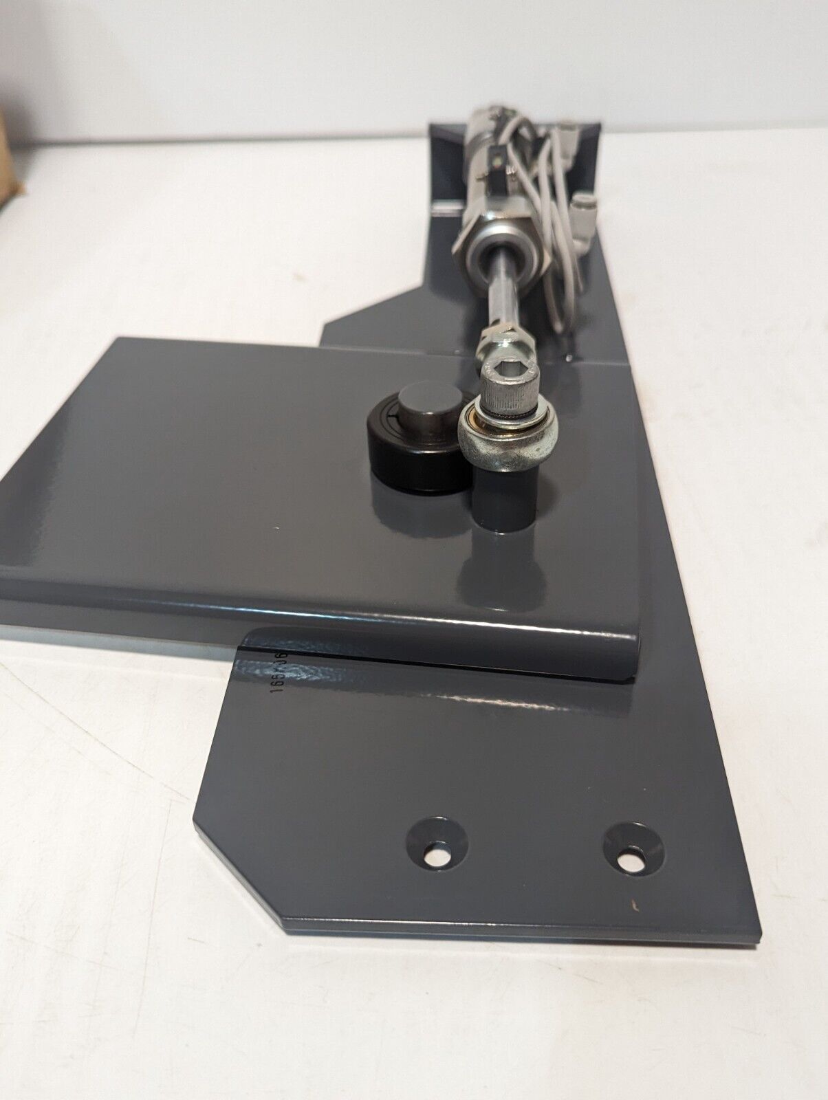 5930-13-000-2160 165K064G Universal Stop Assembly - Free Shipping
