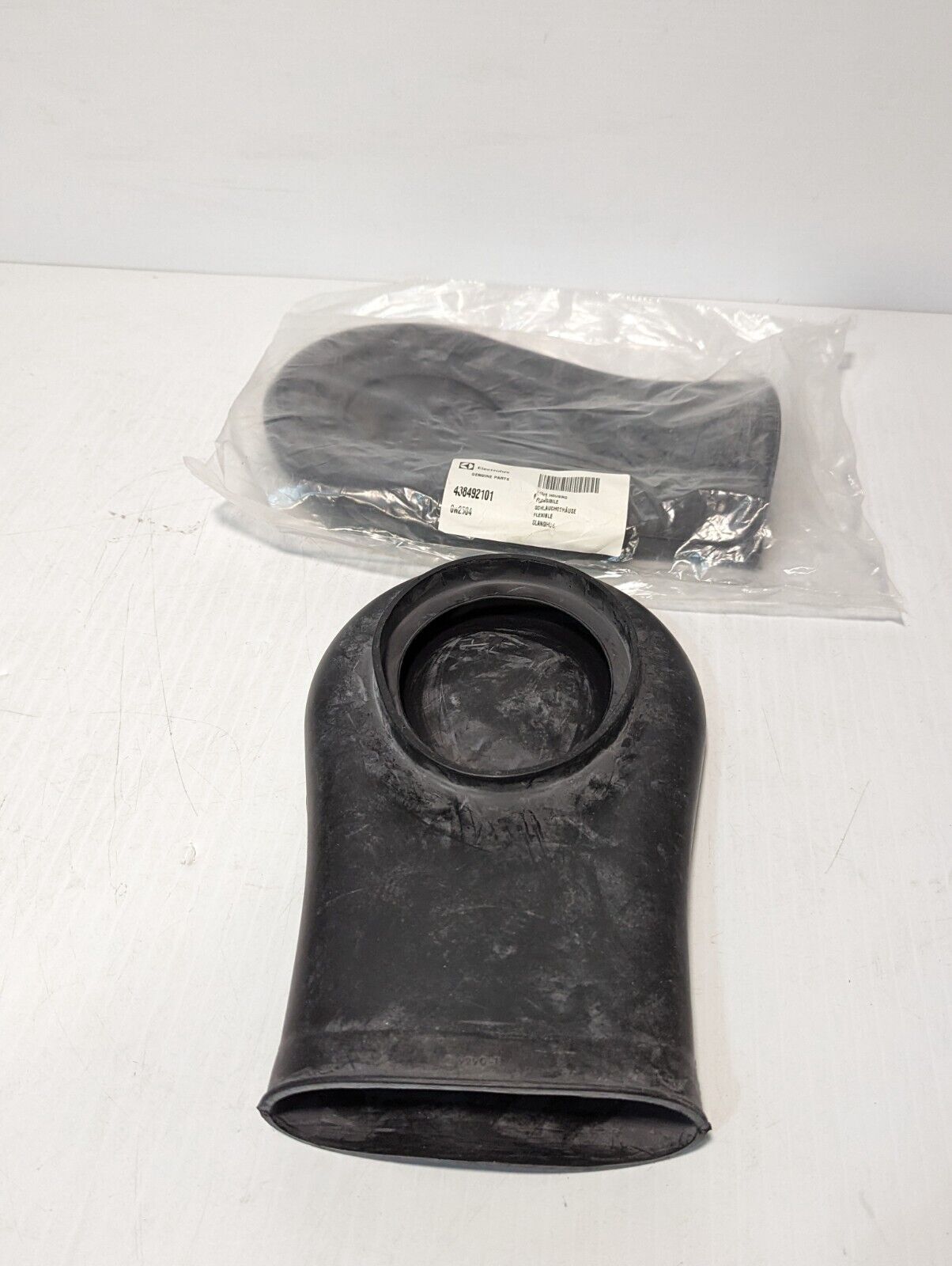 Lot of 2 Electrolux 438492101 hose housings: one new, one used