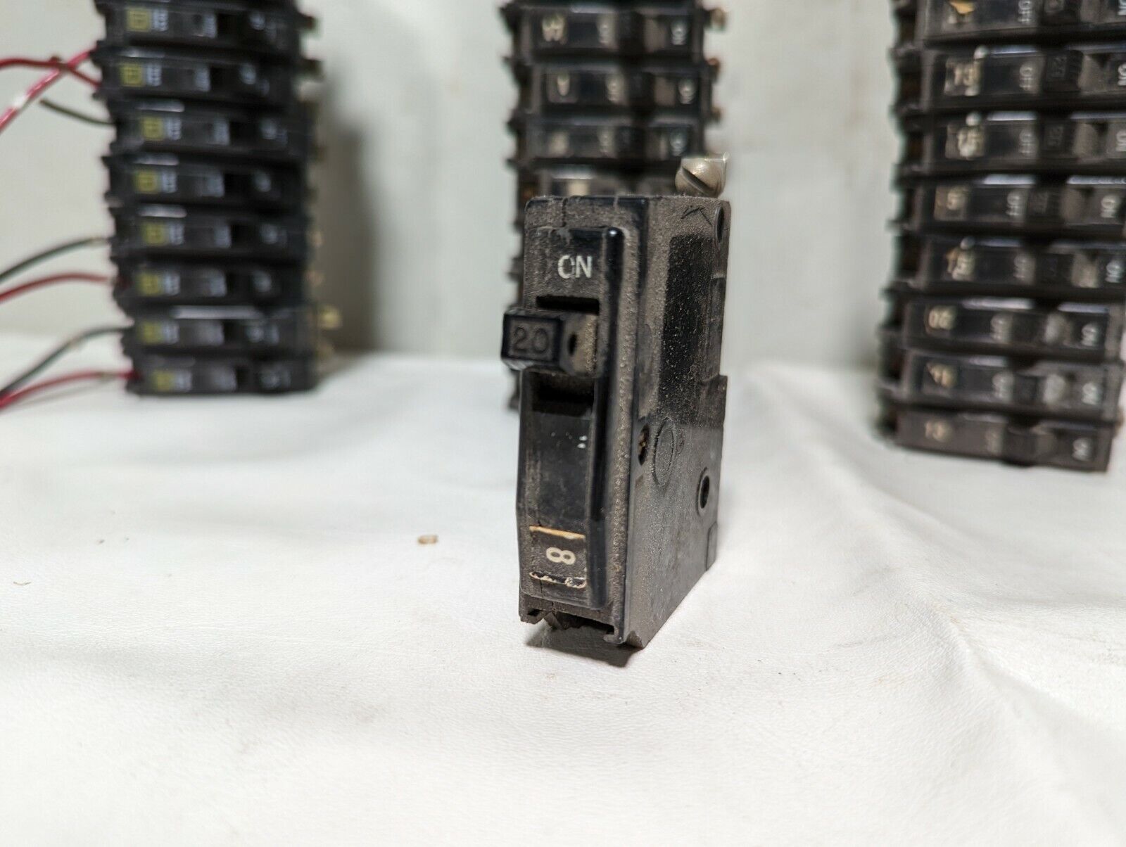 Lot of 5 Square D QOB120 Circuit Breakers, 20 Amp, 1 pole, 120/240VAC-Free Ship