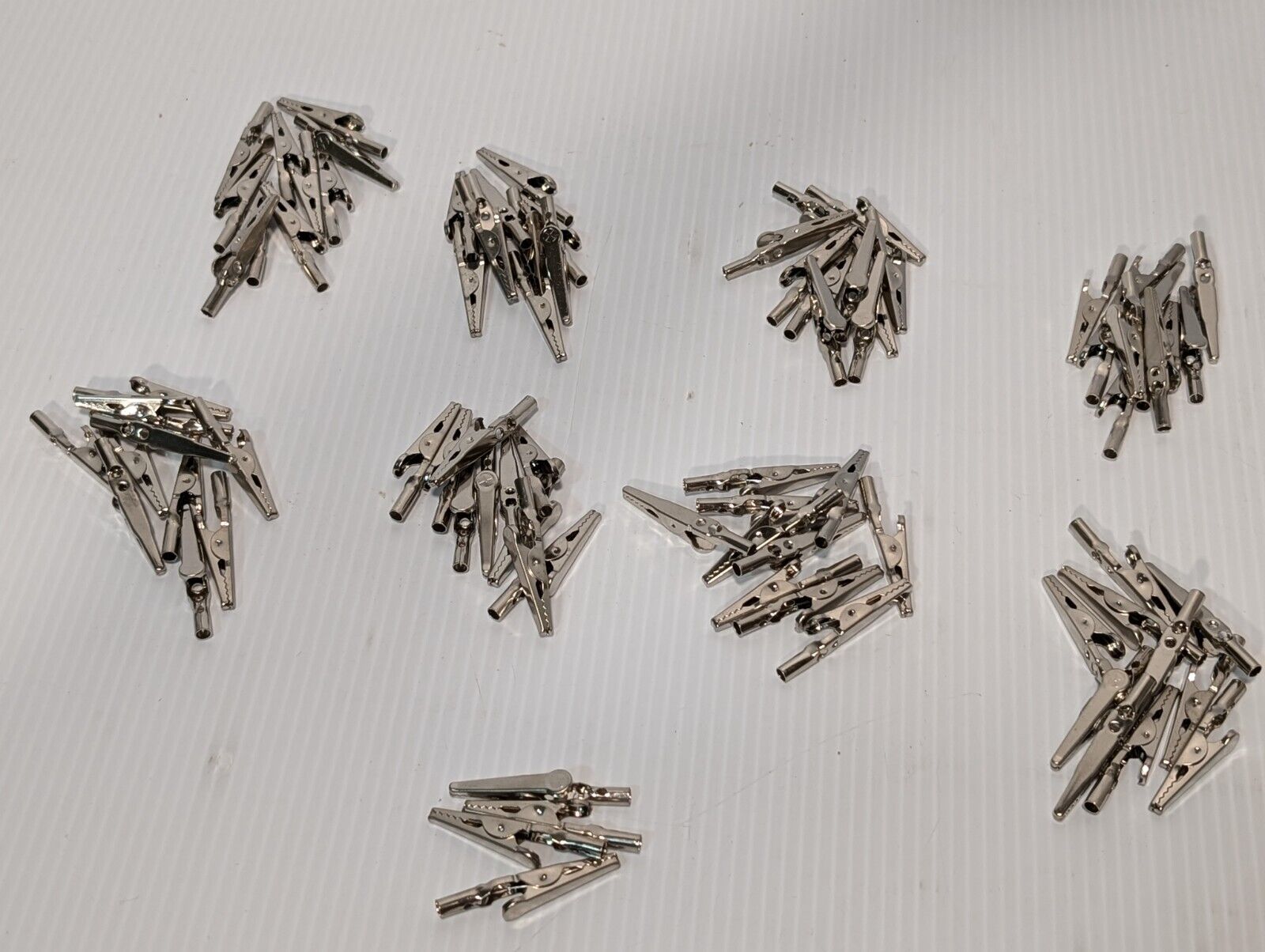 84 Pieces. Test Clips Alligator Sz Standard Screw/Solder/Banana Plug  -Free Ship