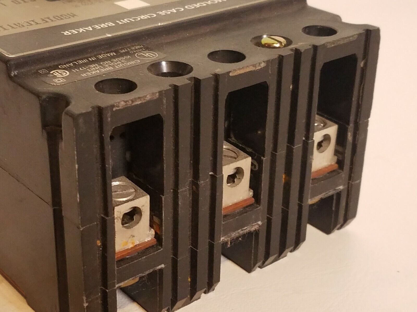 Square D FAL34015 Series 2 Circuit Breaker 3 Pole 15A 480VAC 250VDC